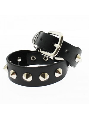 1 Row Conical Studs Leather Wristband